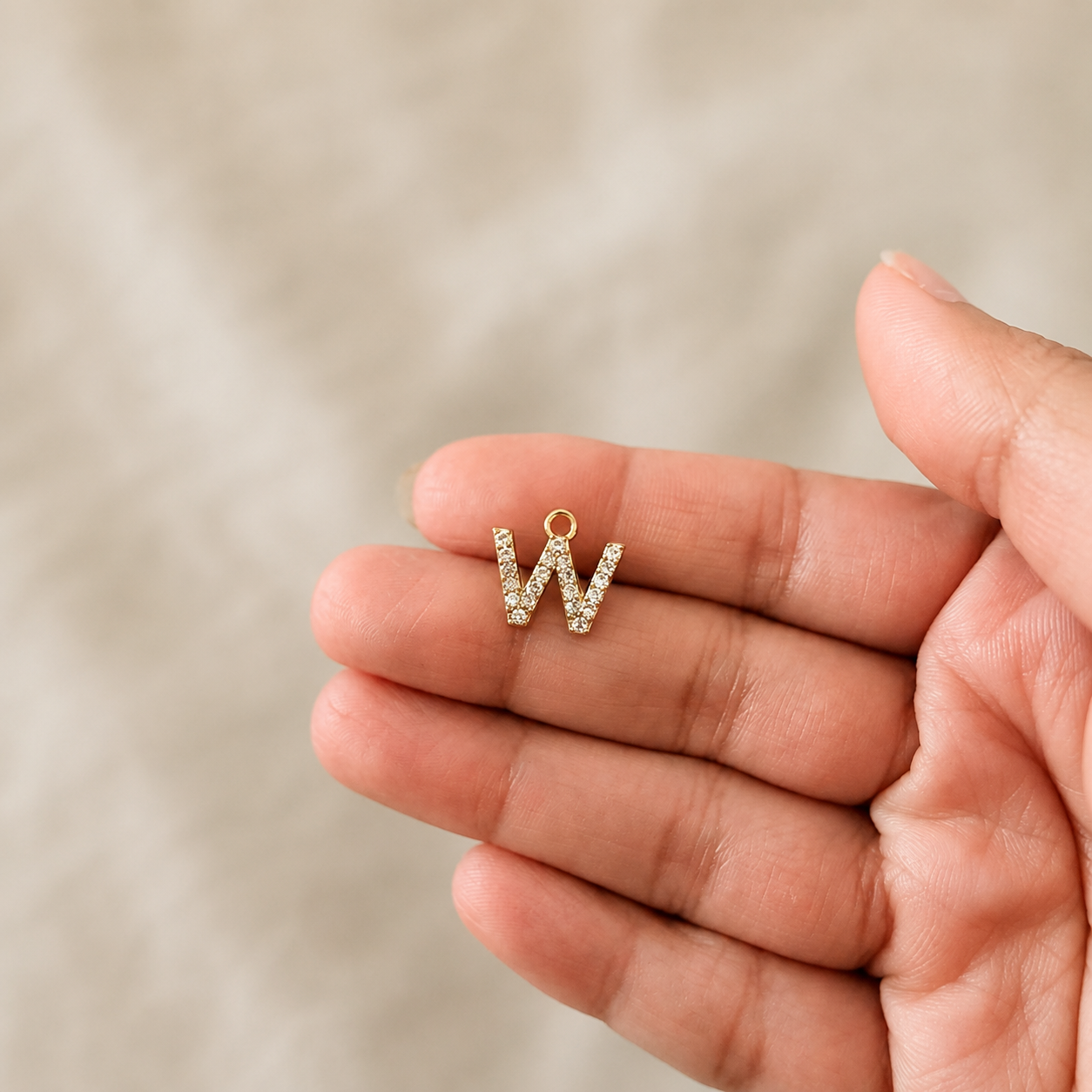 W Initial Charm - Sparkle