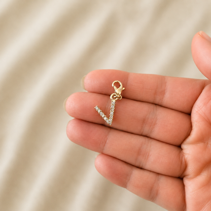 V Initial Charm - Sparkle