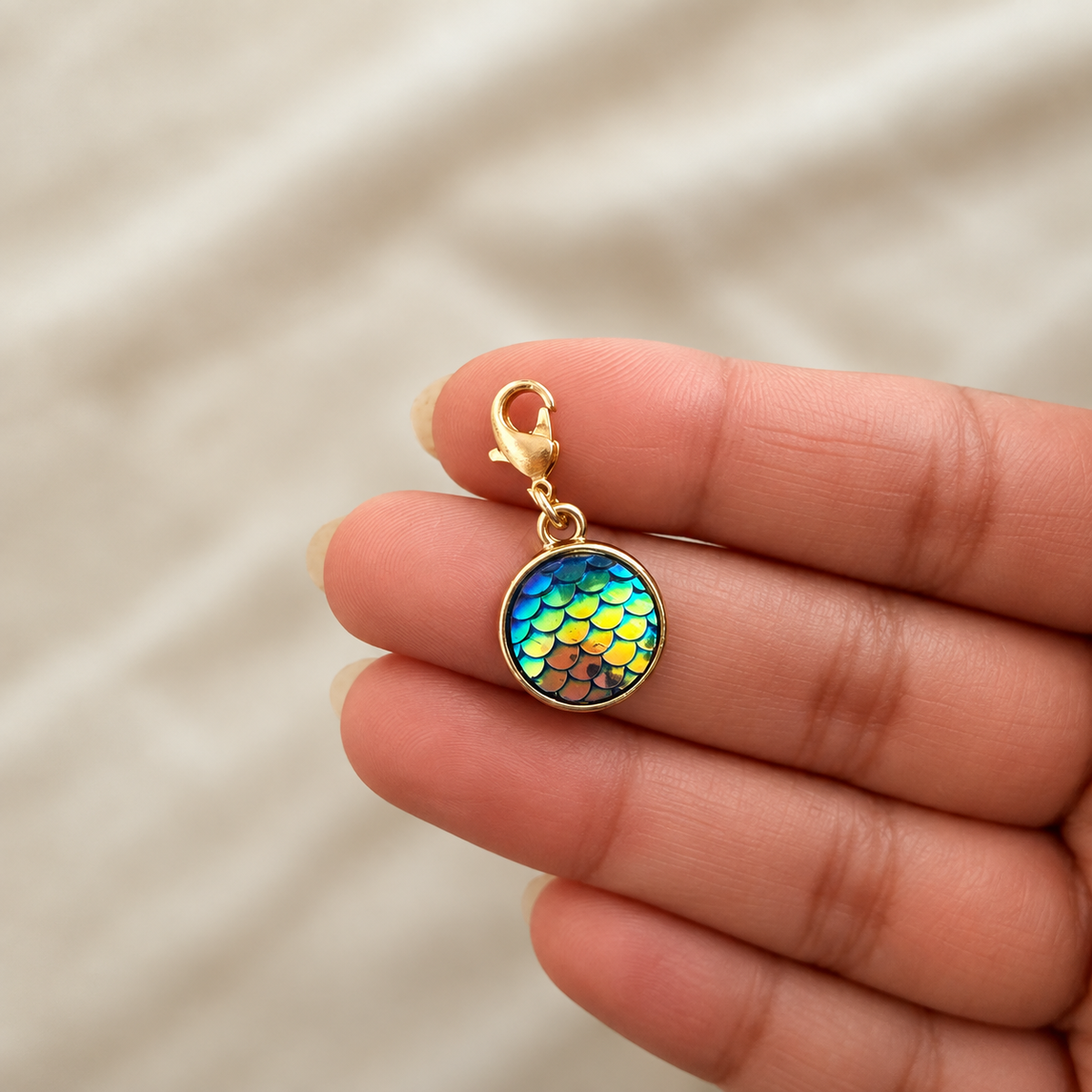 Mermaidcore Round Charm (Blue)