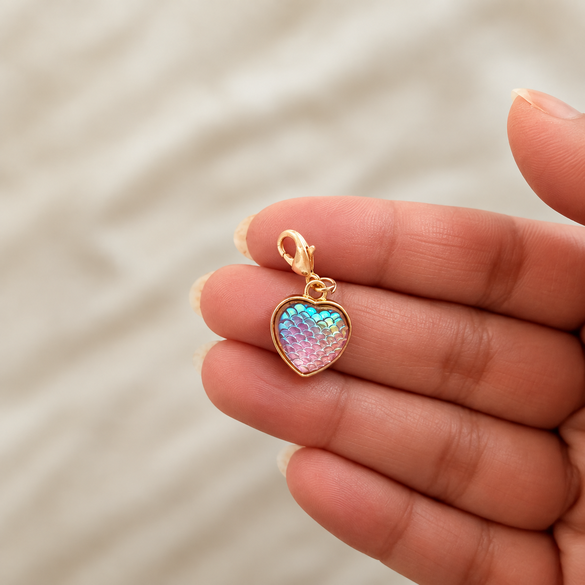 Mermaidcore Heart Charm (Pink)