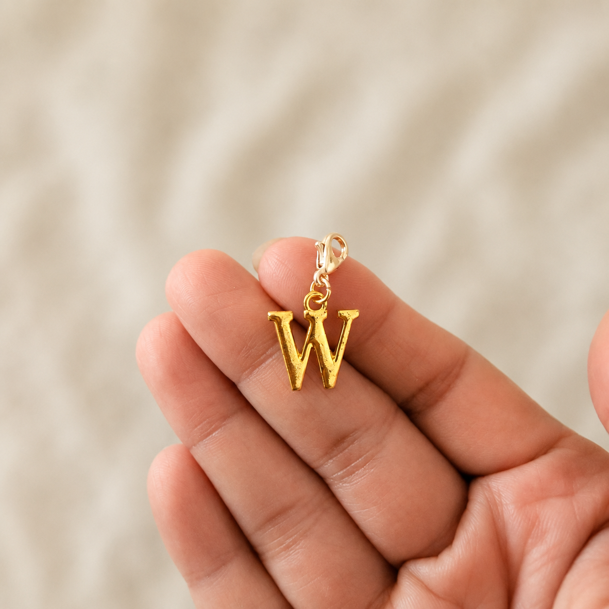 W Initial Charm - Gold Standard